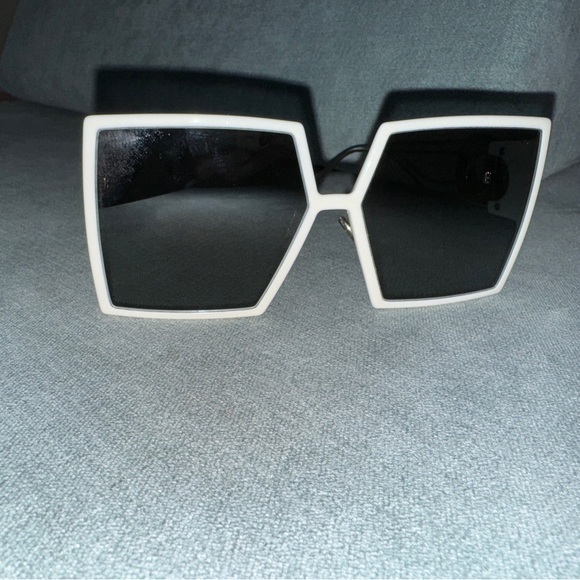 DIOR 30MONTAIGNE SU SQUARE SUNGLASSES IN IVORY - Picture 5 of 6